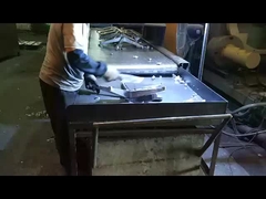 Cơ sở ghế xoay kim loại xoay ergonomic Cơ sở văn phòng nhôm màu đen