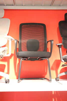 Giá tốt Đen lưng văn phòng ghế quay vải thở trọng lượng tối đa Capacity 150kg Tăng sự thoải mái trong giờ làm việc dài trực tuyến