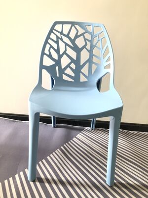 Giá tốt Ghế nhựa hiện đại có kích thước ghế 45 H 42 W 40 D cm hoàn hảo cho các địa điểm sự kiện Phòng tiệc và phòng chờ trực tuyến